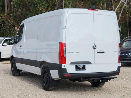 2026 Mercedes-Benz Sprinter 2500 Standard Roof