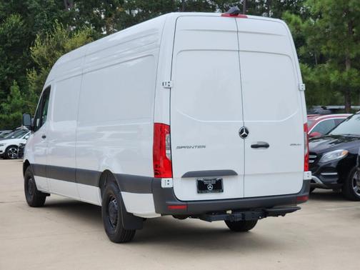 2025 Mercedes-Benz Sprinter 2500 High Roof