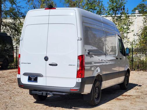 2026 Mercedes-Benz Sprinter 2500 Standard Roof