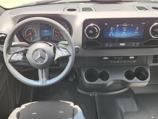 2025 Mercedes-Benz Sprinter 2500 170 WB High Roof Extended Cargo