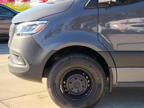 2026 Mercedes-Benz Sprinter 2500 High Roof