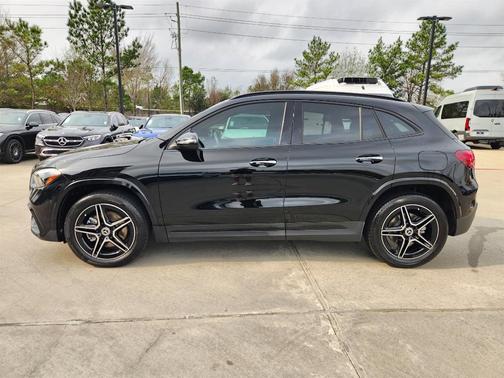 2025 Mercedes-Benz GLA 250 Base