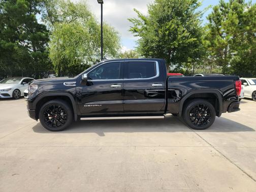 Onyx Black 2023 GMC Sierra 1500 Denali