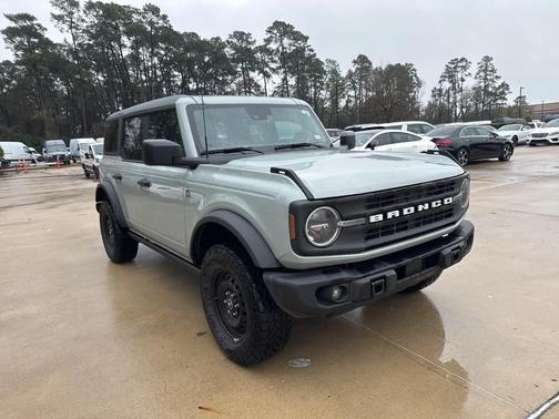 2023 Ford Bronco Black Diamond