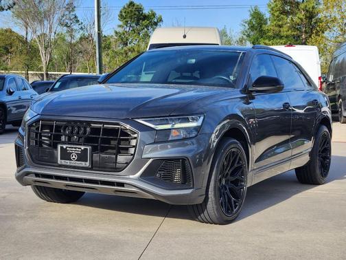 2021 Audi Q8 55 Premium Plus