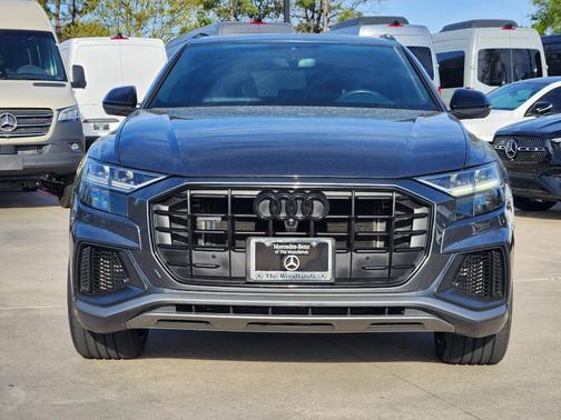 2021 Audi Q8 55 Premium Plus