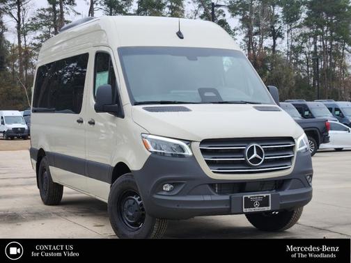 2025 Mercedes-Benz Sprinter 2500 144 WB Standard Roof Passenger