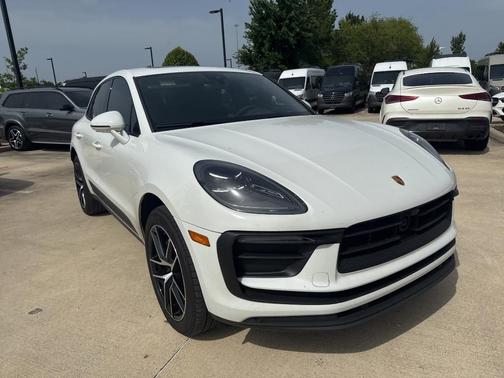 2023 Porsche Macan T