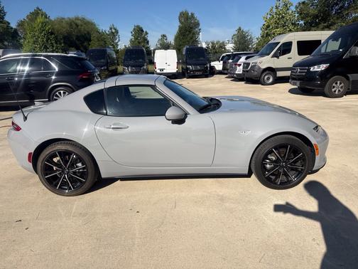 Aero Gray Metallic 2025 Mazda MX-5 Miata RF Grand Touring