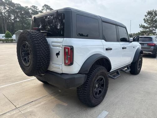 Oxford White 2024 Ford Bronco Wildtrak