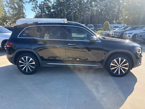 Night Black 2022 Mercedes-Benz GLB 250 4MATIC