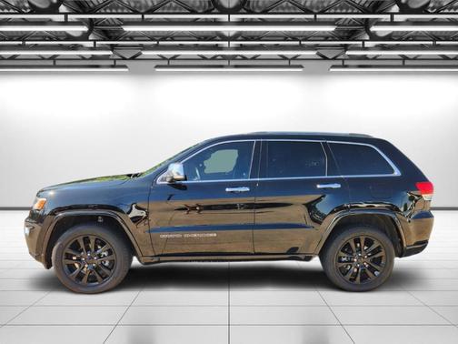 Diamond Black 2017 Jeep Grand Cherokee Overland