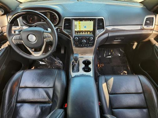 Diamond Black 2017 Jeep Grand Cherokee Overland