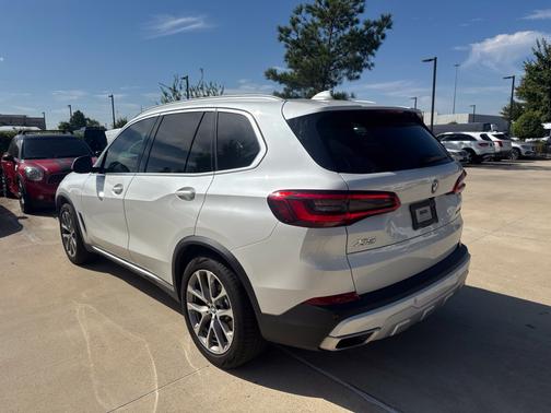Mineral White Metallic 2020 BMW X5 xDrive40i
