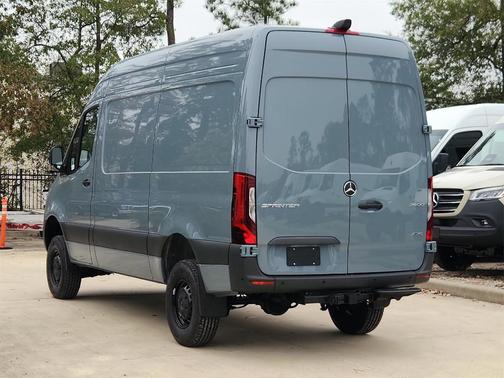2026 Mercedes-Benz Sprinter 2500 Standard Roof