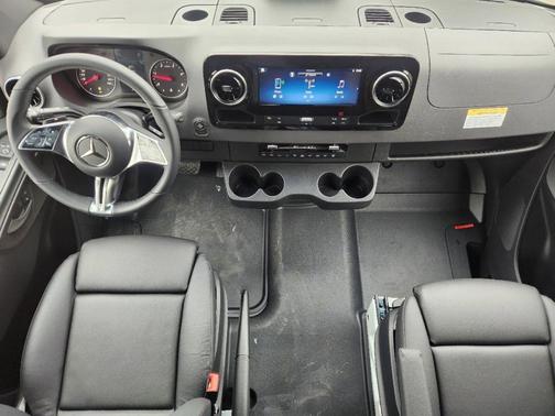 2025 Mercedes-Benz Sprinter 2500 High Roof