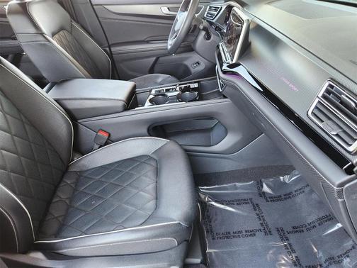 2024 Volkswagen Atlas Cross Sport 2.0T SEL Premium R-Line