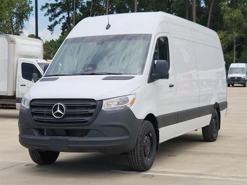 2025 Mercedes-Benz Sprinter 2500 High Roof