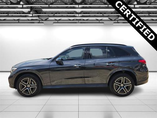 2025 Mercedes-Benz GLC 300 Base