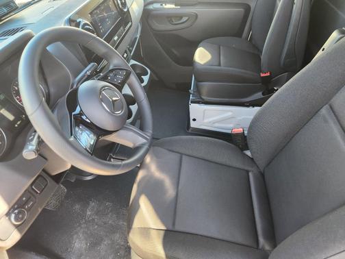 2026 Mercedes-Benz Sprinter 2500 Standard Roof