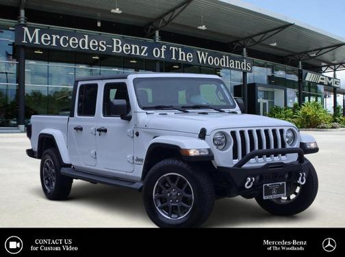Bright White Clearcoat 2022 Jeep Gladiator Overland