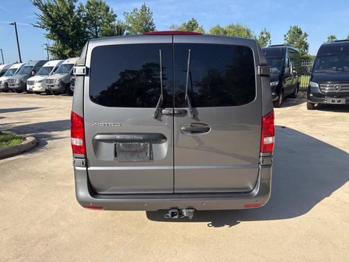 Selenite Gray Metallic 2023 Mercedes-Benz Metris Cargo