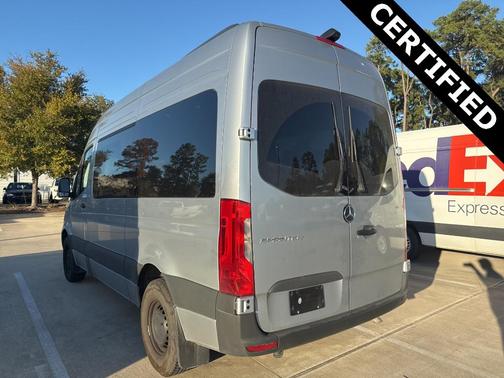 2025 Mercedes-Benz Sprinter 2500 144 WB Standard Roof Passenger