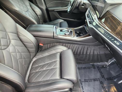 Skyscraper Gray Metallic 2024 BMW X5 sDrive40i