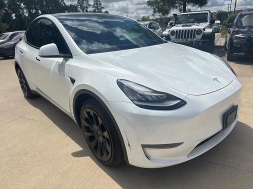 2023 Tesla Model Y Long Range