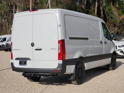 2026 Mercedes-Benz Sprinter 2500 Standard Roof