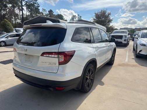 2022 Honda Pilot Black Edition