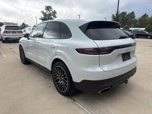 2020 Porsche Cayenne Base
