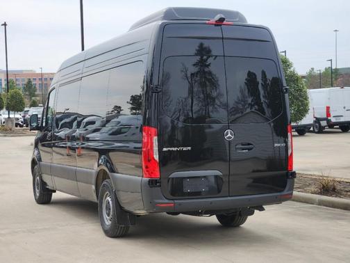 2025 Mercedes-Benz Sprinter 2500 High Roof