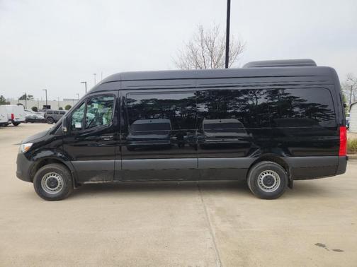 2025 Mercedes-Benz Sprinter 2500 High Roof