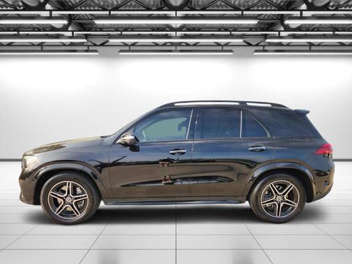 Obsidian Black Metallic 2026 Mercedes-Benz GLE 350 Base 4MATIC