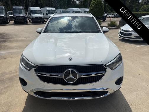 Polar White 2026 Mercedes-Benz GLC 300 Base