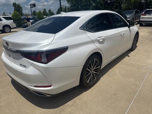2024 Lexus ES 350 350