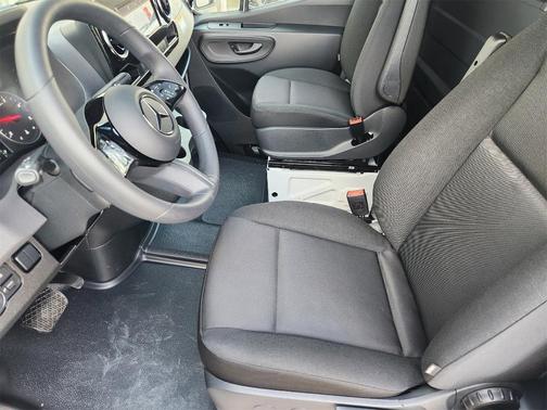 2026 Mercedes-Benz Sprinter 2500 High Roof