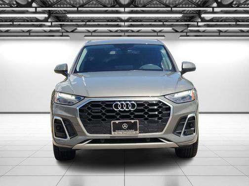2023 Audi Q5 45 S line quattro Premium