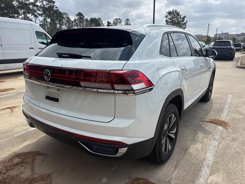 2024 Volkswagen Atlas Cross Sport 2.0T SE