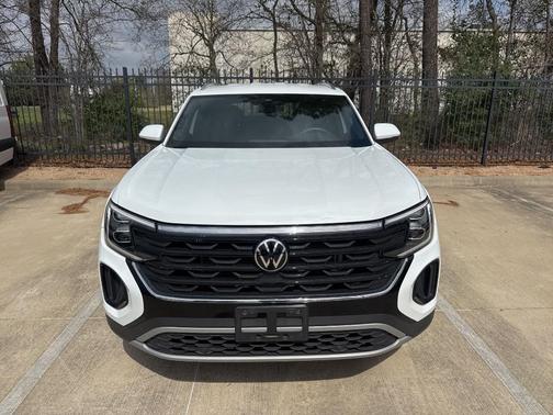 2024 Volkswagen Atlas Cross Sport 2.0T SE