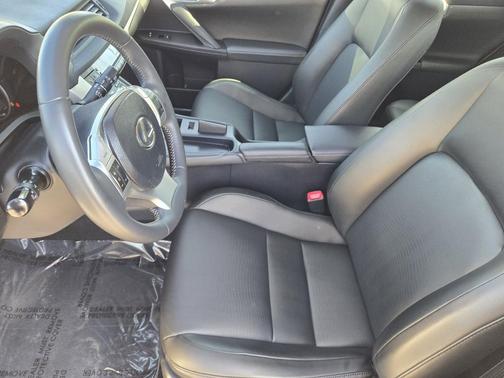 2013 Lexus CT 200h Base