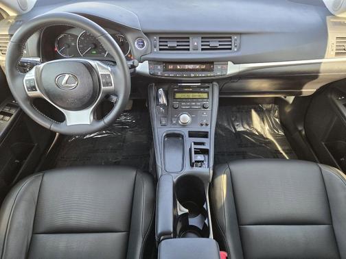 2013 Lexus CT 200h Base