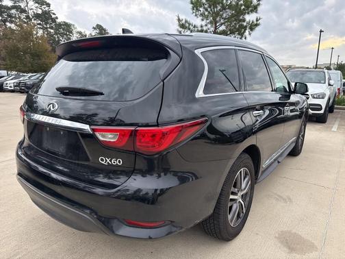 2017 INFINITI QX60 Base