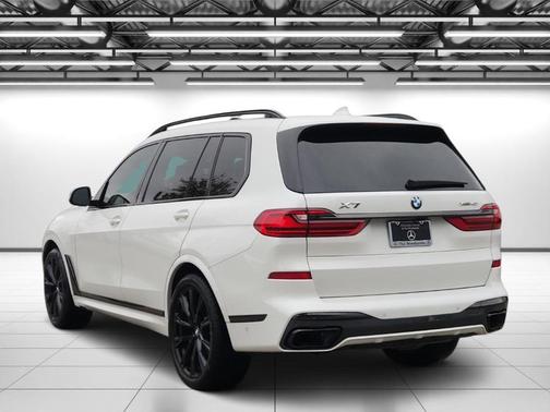 2021 BMW X7 xDrive40i