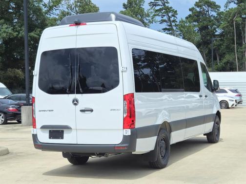 2025 Mercedes-Benz Sprinter 2500 High Roof
