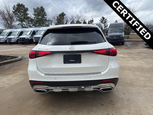 2026 Mercedes-Benz GLC 300 Base