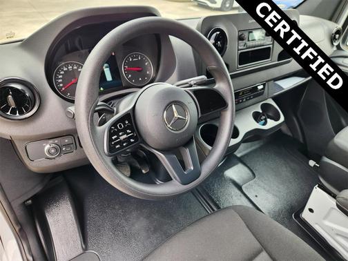 2024 Mercedes-Benz Sprinter 2500 144 WB