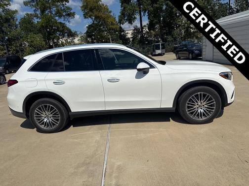 2025 Mercedes-Benz GLC 300 Base