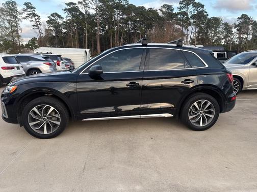 2022 Audi Q5 45 S line Prestige